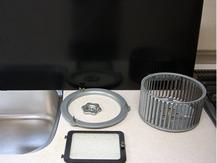 �N���[�j���O��